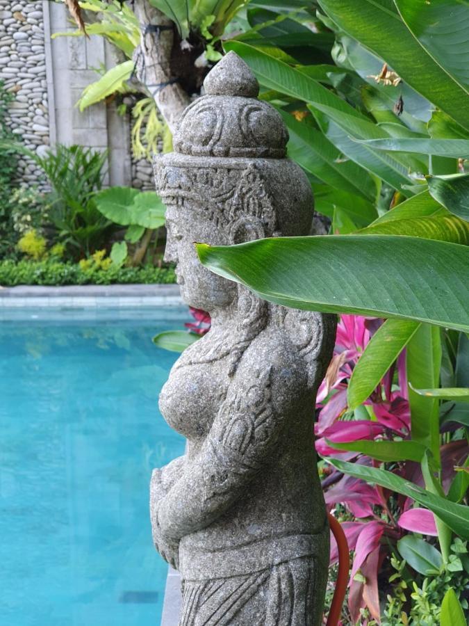 Ubud Paras Villa Zewnętrze zdjęcie